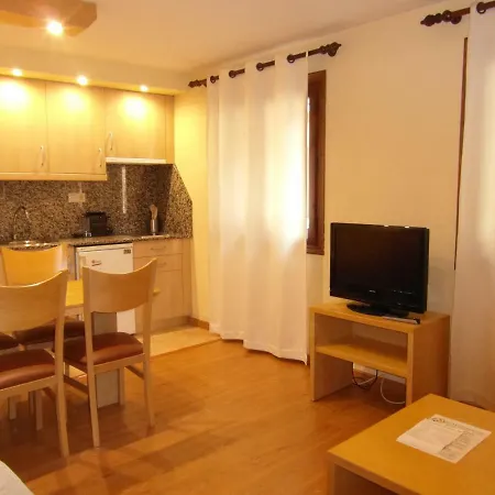 B06 - Mayor 22, 1º - Villmor Apartamento Benasque